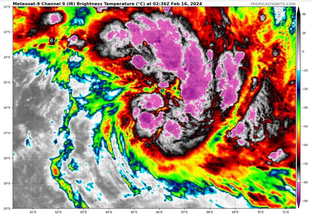 TC 13S(DJOUNGOU) Rapid Intensification possible// TC 14P// TC 15P/ 10 Day ECMWF Storm Tracks// 1603utc TC 13S(DJOUNGOU) Rapid Intensification possible// TC 14P// TC 15P/ 10 Day ECMWF Storm Tracks// 1603utc