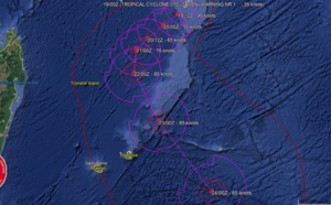 La première prévision du JTWC pour la dépression tropicale 07S