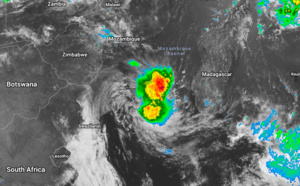 CYCLONES: bulletin d'alerte émis par le Joint Typhoon Warning Center