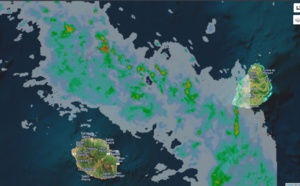 06h20: MAURICE: averses orageuses toutes proches