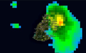 07h40: Maurice:  pluies torrentielles. 300mm à Plaisance, grosses pluies dans la région de Belle Mare
