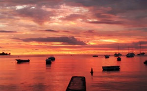 Superbe coucher de soleil à Rivière Noire/Tamarin