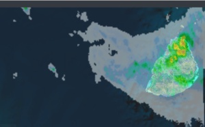 14h: Maurice: fortes averses et orages. La zone pluvio-orageuse traverse l'île (VIDEO)