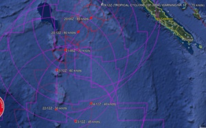 15UTC:  Cyclone OMA(15P) Category 1 US may intensify to Category 2 within 12hours