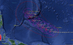 03UTC: WUTIP(02W) forecast to intensify rapidly to a CAT3 US in less than 3 days while approaching the Guam/Yap area