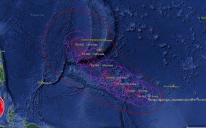 09UTC: WUTIP(02W) forecast to intensify rapidly to a CAT3 US in less than 3 days while approaching the Guam/Yap area