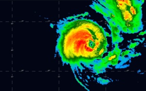 03UTC: TC HALEH(17S): category 2 US and intensifying, possible peak at category 4 US in 48hours