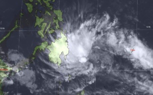 09UTC: TD 03W is dissipating while close to landfall in 12hours near Davao/Mindanao. Max intensity reached was 25knots. JMV File joined