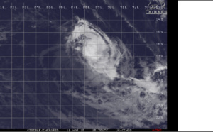 15UTC: TC SAVANNAH(19S) has been weakening rapidly in the middle of the South Indian Ocean