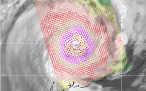 15UTC: VERONICA(21S) category 2 US forecast to weaken until landfall in approx 36hours to the west of Port Hedland(WA)