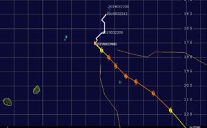 03UTC: JOANINHA(22S) category 2 US, could intensify to category 3 within 24h while slowly approaching Rodrigues
