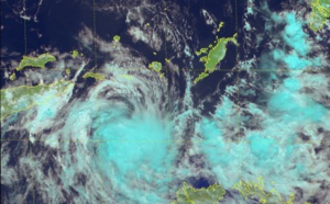 Timor Sea: Cyclone LILI(26S) is weakening, maybe quickly next 12/24hours