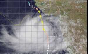 Arabian Sea: TC VAYU(02A) category 2 US, peaking within 24hours, gradually approaching Porbandar/Gujarat