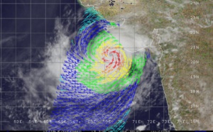 Cyclone VAYU(02A) category 2 US is showing signs of intensification 130km to Porbandar