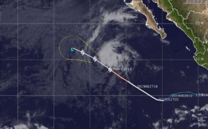 ALVIN(01E) is forecast to weaken rapidly next 36hours