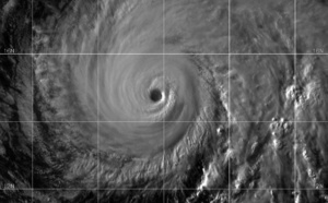 BARBARA(02E) still a strong category 3 US but expected to be reduced to a 30knots depression after 72hours