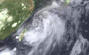 TS DANAS(06W) is forecast to dissipate by 72hours over the mountainous terrain of South Korea