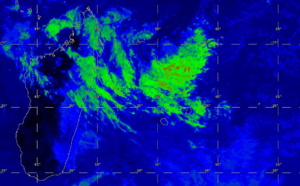 Un faux air d'été en plein hiver austral, humide Mardi après midi dans les hauts