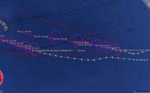 Eastern North Pacific twins: ERICK(06E) still a major hurricane, FLOSSIE(07E) not so much
