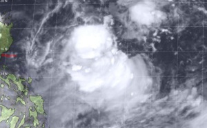 Invest 94W: Tropical Cyclone formation Alert issued