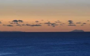 La Réunion vue depuis Maurice: Explications