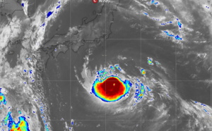 Typhoon Faxai: compact and dangerous category 3, rapidly approaching Tokyo area within 24h