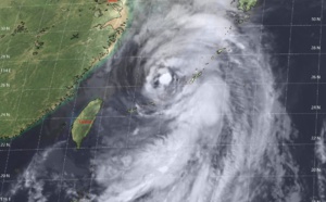 Tapah(18W) will begin extratropical transition in 48h over the cooler Sea of Japan