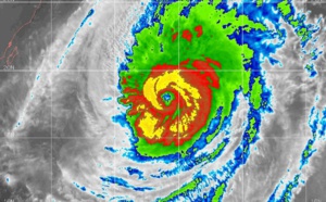 Cyclone Kyarr(04A) still a powerful cat 4, but beginning to weaken