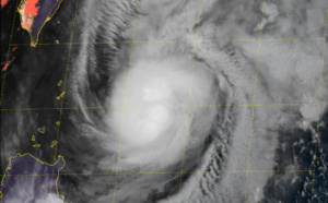 Kalmaegi(27W): Final Warning. Fung-Wong(28W): update at 20/21UTC