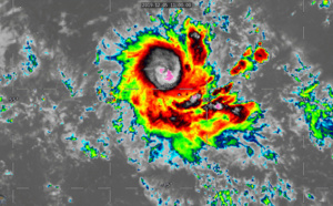 Super Cyclone Ambali(03S): explosive intensification: 70kts to 135kts in 12hours
