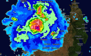 TC 02S(BELNA) making landfall near Soalala/Madagascar within 12h as a Cat1/2