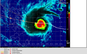 Intensifying Typhoon Phanfone bearing down on Tacloban/PH. Landfall: shortly before 12h