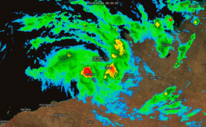 TC 06S(BLAKE) tracking just west of Broome as a 50knots cyclone