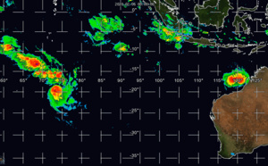 South Indian: TC 14S and TC 13S(FRANCISCO) update at 06/03UTC