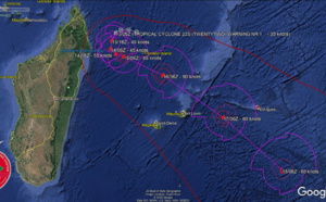 South Indian: Invest 91S is now TC 22S: forecast to intensify to CAT 2 US within 72h 