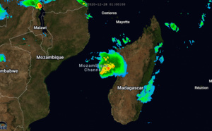 TC 07S(CHALANE) intensifying over the MOZ Channel, Update 28/09UTC