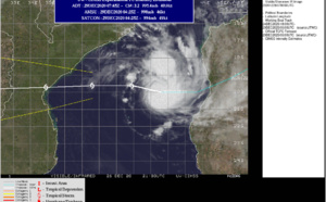 TC 07S(CHALANE) intensifying and forecast to make landfall near Beira/MOZ with winds close to US/CAT 1 TC 07S(CHALANE) intensifying and forecast to make landfall near Beira/MOZ with winds close to US/CAT 1