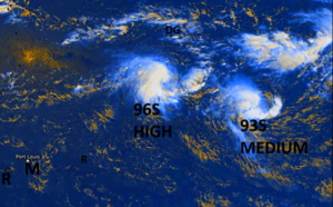 South Indian: likely interaction between Invest 96S and Invest 93S, 01/06UTC update South Indian: likely interaction between Invest 96S and Invest 93S, 01/06UTC update