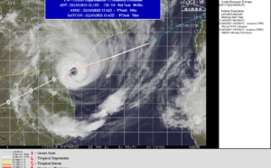  Cyclone 12S(ELOISE), US/Category 1, still intensifying, making landfall very close to  Beira/MOZ within 6/9hours