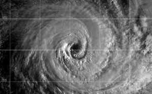 SOUTH INDIAN: 22S(MARIAN) peaked at 105knots/US CAT 3 and has undergone an eye-wall replacement cycle, 01/03utc update
