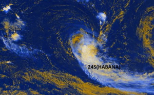 SOUTH INDIAN: 24S(HABANA), 50knots, weakening, should be slowly approaching the Mascarenes as a residual system ,15/09uc update SOUTH INDIAN: 24S(HABANA), 50knots, weakening, should be slowly approaching the Mascarenes as a residual system ,15/09uc update