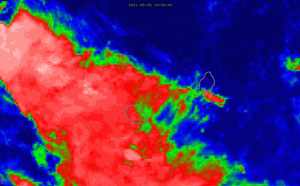 ILES SOEURS: risque pluvio-orageux au cours de la nuit prochaine, déjà de bonnes averses notées à MAURICE, mise à jour/ 05/05 19h30