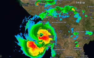01A(TAUKTAE) is now a powerful US/CAT 4 Cyclone, apprx 145km to Mumbai and heading North towards Jafrabad/Gujarat, 17/03utc update 01A(TAUKTAE) is now a powerful US/CAT 4 Cyclone, apprx 145km to Mumbai and heading North towards Jafrabad/Gujarat, 17/03utc update