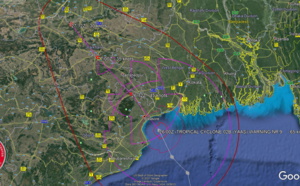 BAY OF BENGAL: TC 02B(YAAS) is close to be making landfall near Balasore/Odisha with 150km/h top gusts, 26/03utc update