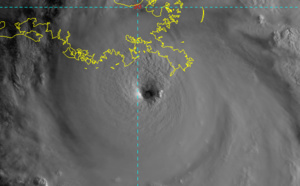 CYCLONE HEADLINE: Atlantic: Hurricane 09L(IDA) now a very powerful CAT 4 cyclone bearing down on Louisiana, 29/12utc update