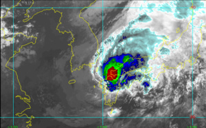 Western Pacific: 19W(CHANTHU) monitored for the past 12 days and still there//Atlantic: Tropical Cyclone Formation Alert issued again for 96L,17/09utc