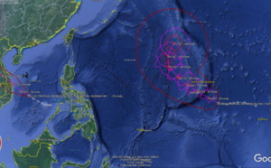 Western Pacific: TD 20W forecast to reach Typhoon/CAT 3 in 72hours/TD 21W forecast to make landfall over Vietnam in 24hours, 22/15utc updates Western Pacific: TD 20W forecast to reach Typhoon/CAT 3 in 72hours/TD 21W forecast to make landfall over Vietnam in 24hours, 22/15utc updates