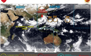 Western Pacific: TS 22W(LIONROCK) making landfall over Hainan/ busy too with 3 Invest areas East of the Philippines, 08/03utc Western Pacific: TS 22W(LIONROCK) making landfall over Hainan/ busy too with 3 Invest areas East of the Philippines, 08/03utc
