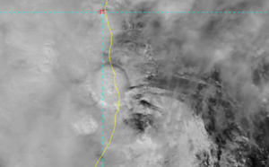 Invest 91B is now TC 04B, forecast to make landfall near Chennai/India within 6hours, 11/09utc update