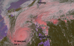 Typhoon 28W(RAI) once again a strong CAT 3 to the West of the Philippines// Invest 94B over the BOB, 18/03utc Typhoon 28W(RAI) once again a strong CAT 3 to the West of the Philippines// Invest 94B over the BOB, 18/03utc